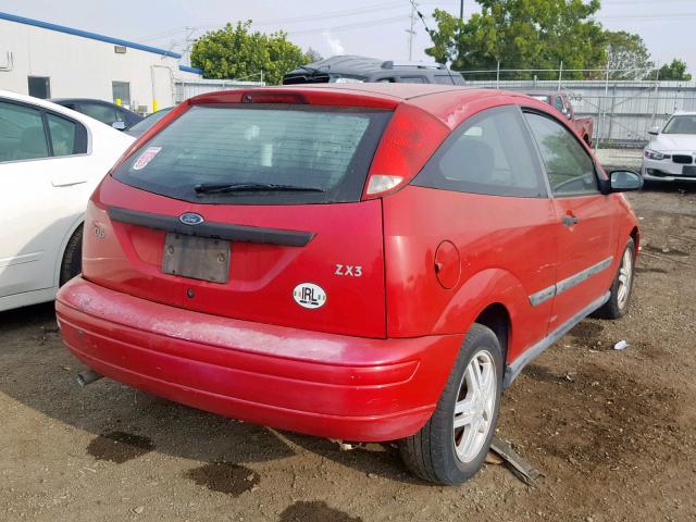 3FAFP3134YR225491 - 2000 FORD FOCUS ZX3 RED photo 4