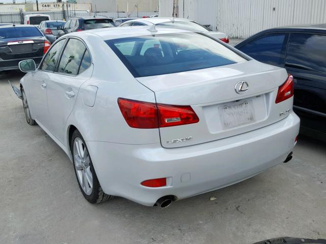 JTHBK262072034377 - 2007 LEXUS IS 250 WHITE photo 3