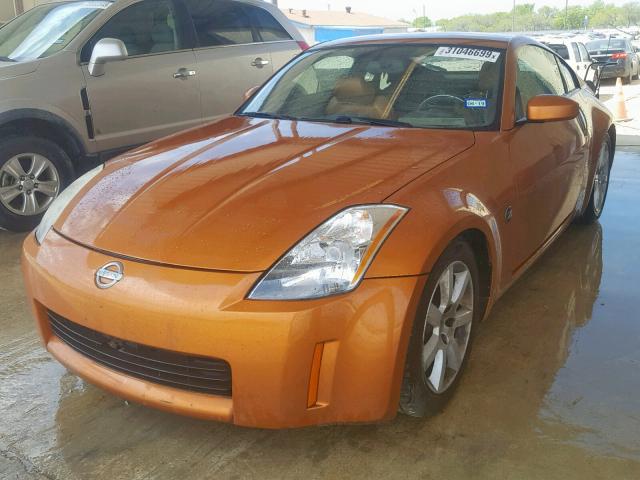 JN1AZ34D63T102711 - 2003 NISSAN 350Z COUPE ORANGE photo 2