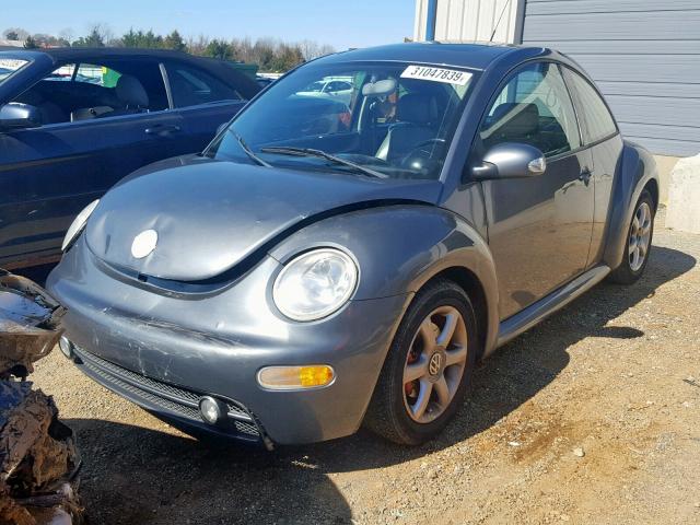 3VWCD31C54M404665 - 2004 VOLKSWAGEN NEW BEETLE ნაცრისფერი ფოტო 2