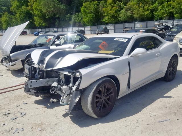 2G1FB1E37F9236388 - 2015 CHEVROLET CAMARO LS WHITE photo 2