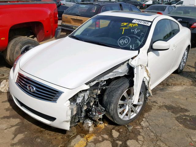 JN1CV6EK1EM113471 - 2014 INFINITI Q60 JOURNE WHITE photo 2