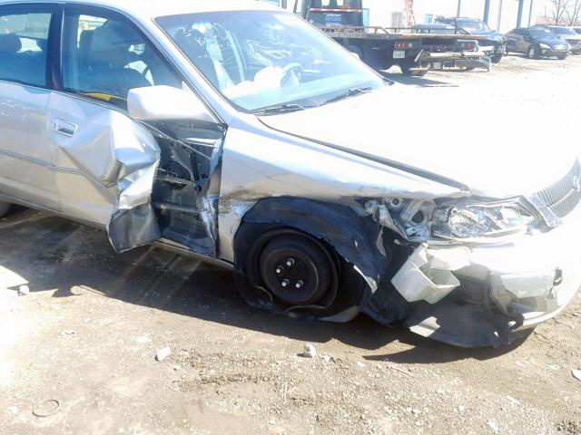 4T1BF28B31U183053 - 2001 TOYOTA AVALON XL SILVER photo 9