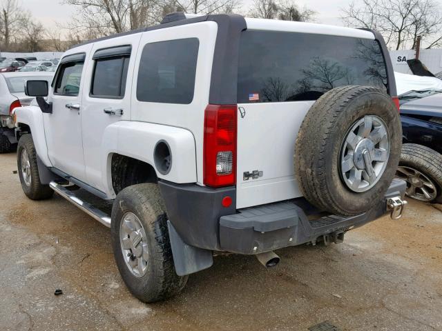 5GTDN136068251936 - 2006 HUMMER H3 WHITE photo 3