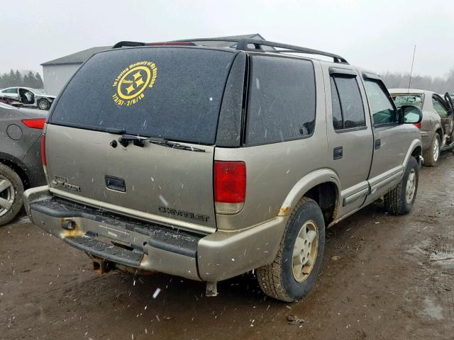 1GNDT13WXY2332002 - 2000 CHEVROLET BLAZER TAN photo 4