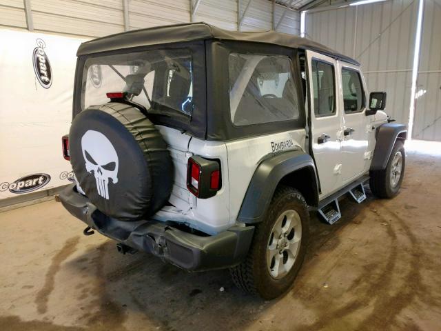 1C4HJXDG6JW153111 - 2018 JEEP WRANGLER U WHITE photo 4