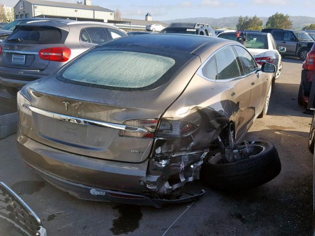 5YJSA1E22FF108345 - 2015 TESLA MODEL S بني صورة 4