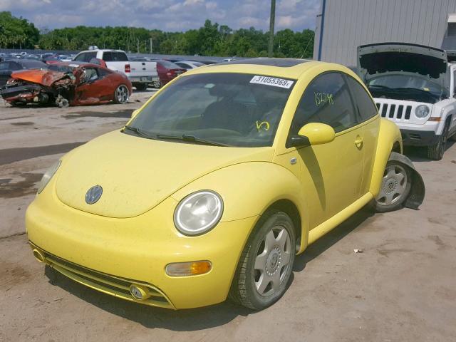 3VWCB21C81M443892 - 2001 VOLKSWAGEN NEW BEETLE YELLOW photo 2