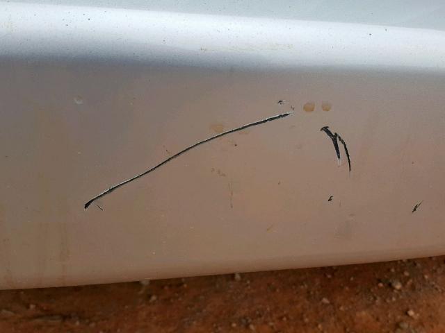 1J8HG48K28C151260 - 2008 JEEP COMMANDER SILVER photo 9