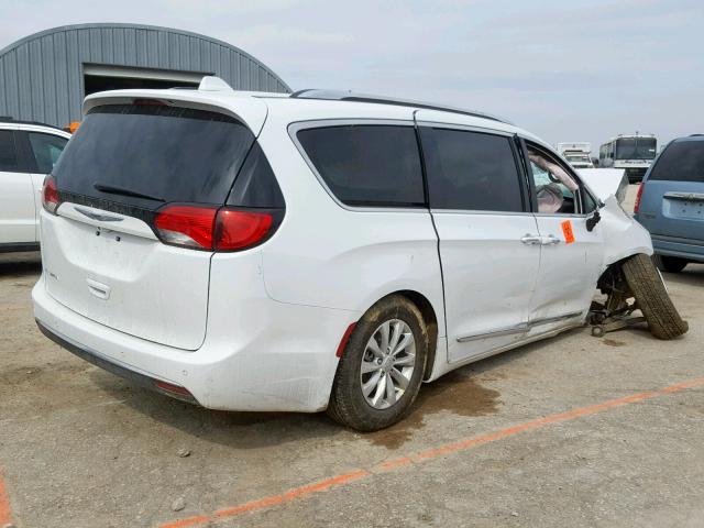 2C4RC1BGXKR652065 - 2019 CHRYSLER PACIFICA T WHITE photo 4