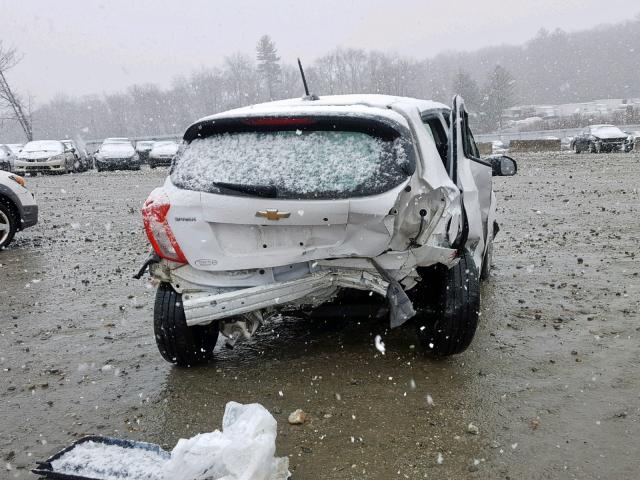 KL8CB6SAXHC733952 - 2017 CHEVROLET SPARK LS WHITE photo 9