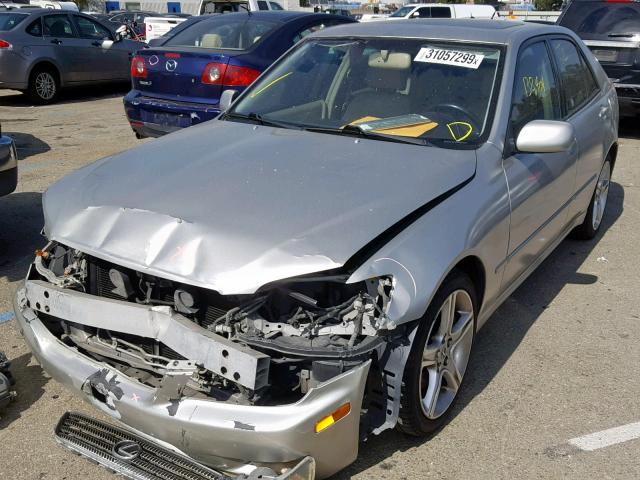 JTHBD192940084329 - 2004 LEXUS IS 300 SILVER photo 2