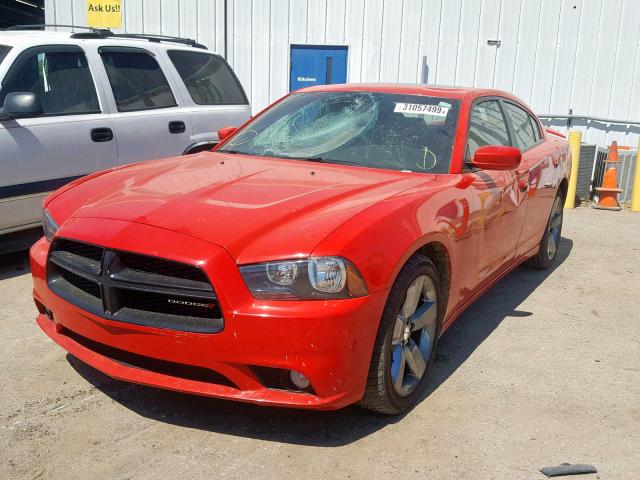 2C3CDXHG6EH330714 - 2014 DODGE CHARGER SX RED photo 2