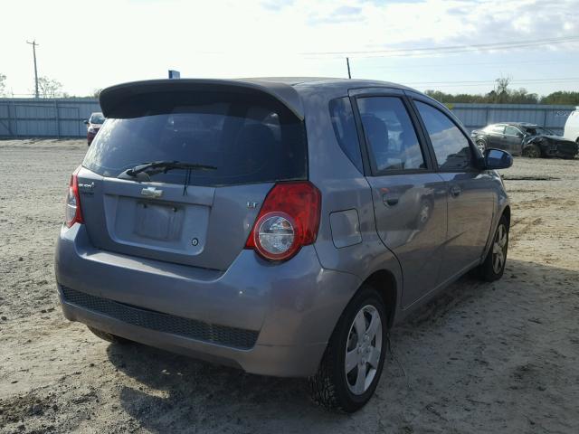 KL1TD66E19B645093 - 2009 CHEVROLET AVEO LS GRAY photo 4