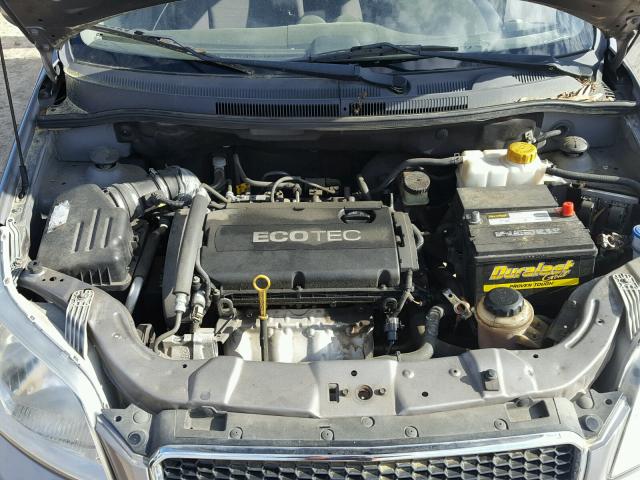 KL1TD66E19B645093 - 2009 CHEVROLET AVEO LS GRAY photo 7