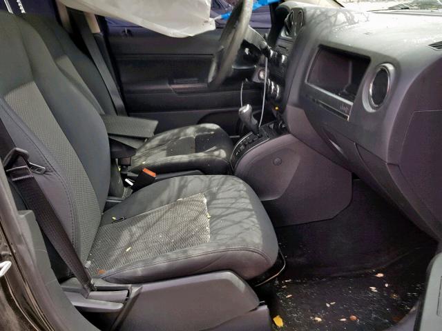 1J4NT4FB7AD672879 - 2010 JEEP COMPASS SP შავი ფოტო 5