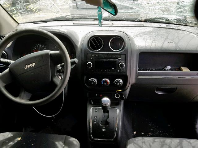 1J4NT4FB7AD672879 - 2010 JEEP COMPASS SP შავი ფოტო 9