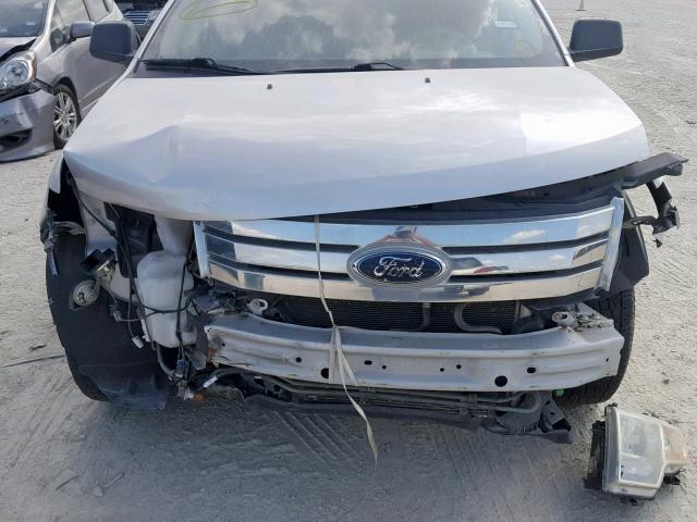 2FMDK3GC8ABA86098 - 2010 FORD EDGE SE SILVER photo 9