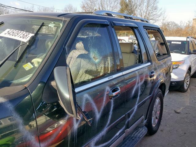 5LMFU28RX3LJ39562 - 2003 LINCOLN NAVIGATOR Yaşıl foto 9