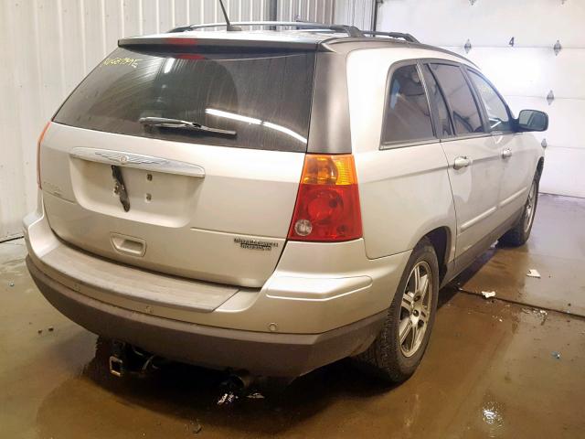 2A8GM68X68R640229 - 2008 CHRYSLER PACIFICA T SILVER photo 4