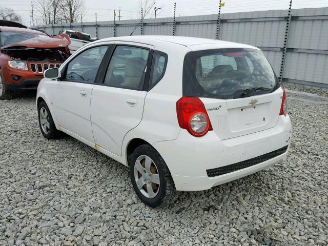 KL1TD66E89B672307 - 2009 CHEVROLET AVEO LS WHITE photo 3