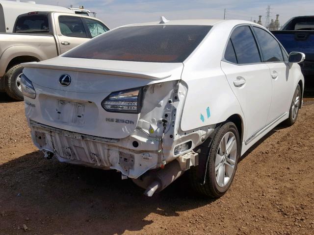 JTHBB1BA1A2032328 - 2010 LEXUS HS 250H WHITE photo 4