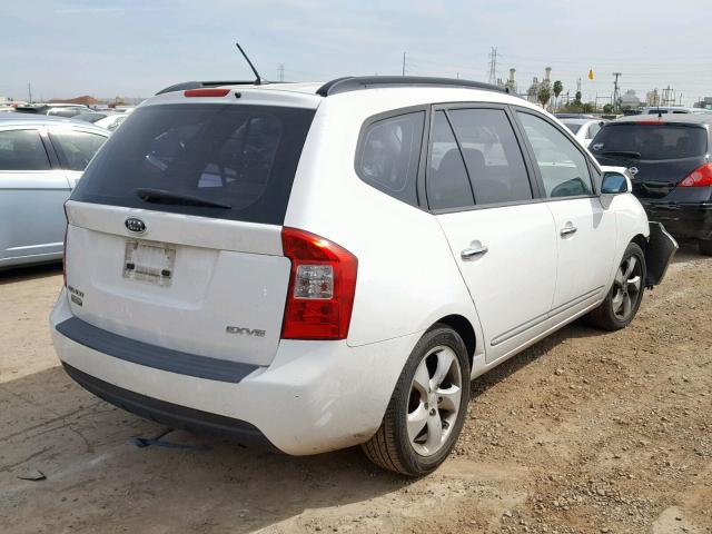 KNAFG526387156098 - 2008 KIA RONDO LX WHITE photo 4