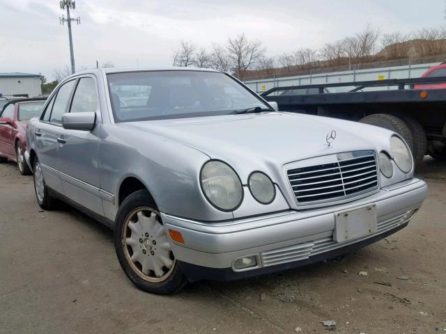 WDBJF25F9WA481007 - 1998 MERCEDES-BENZ E 300TD SILVER photo 1