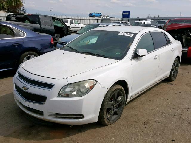 1G1ZH57B19F244232 - 2009 CHEVROLET MALIBU 1LT WHITE photo 2