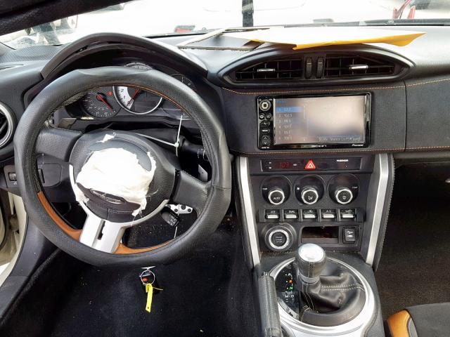 JF1ZNAA18G8706124 - 2016 TOYOTA SCION FR-S WHITE photo 9