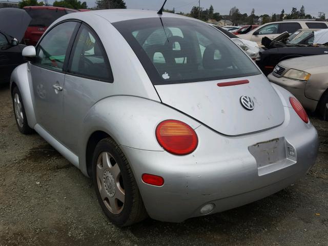 3VWCC21C5YM456588 - 2000 VOLKSWAGEN NEW BEETLE WHITE photo 3