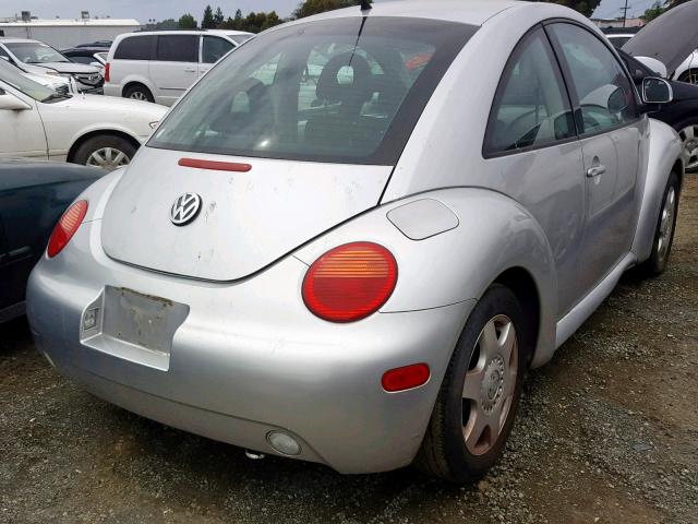 3VWCC21C5YM456588 - 2000 VOLKSWAGEN NEW BEETLE თეთრი ფოტო 4