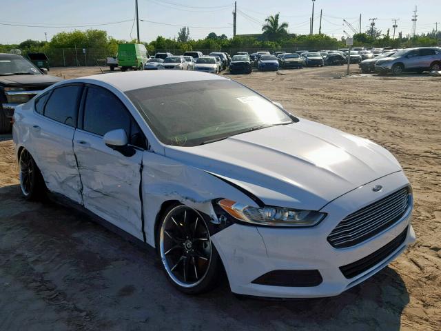 1FA6P0G70F5115420 - 2015 FORD FUSION S WHITE photo 1