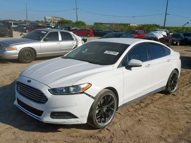 1FA6P0G70F5115420 - 2015 FORD FUSION S WHITE photo 2