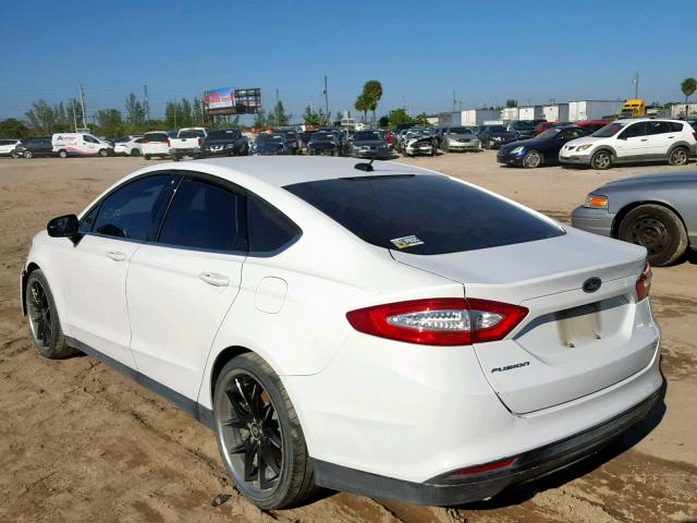 1FA6P0G70F5115420 - 2015 FORD FUSION S WHITE photo 3