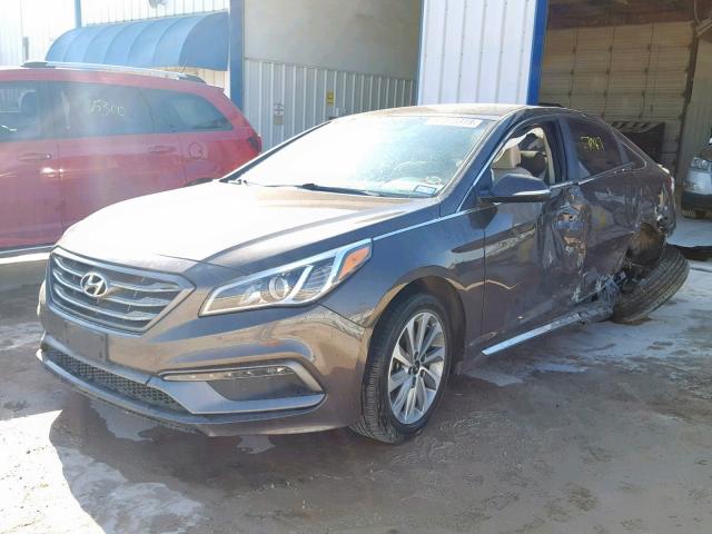 5NPE34AF6HH591621 - 2017 HYUNDAI SONATA SPO BROWN photo 2