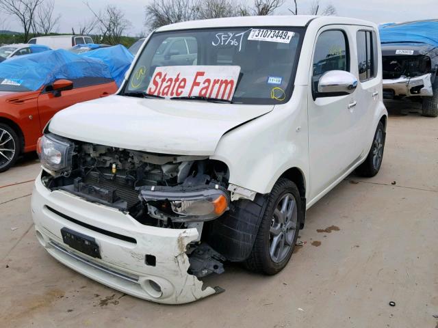 JN8AZ2KR7BT211946 - 2011 NISSAN CUBE BASE WHITE photo 2