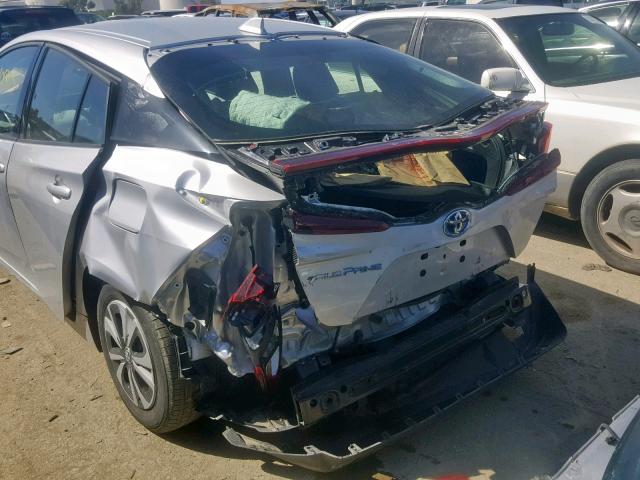 JTDKARFPXH3057153 - 2017 TOYOTA PRIUS PRIM 银色 照片 9