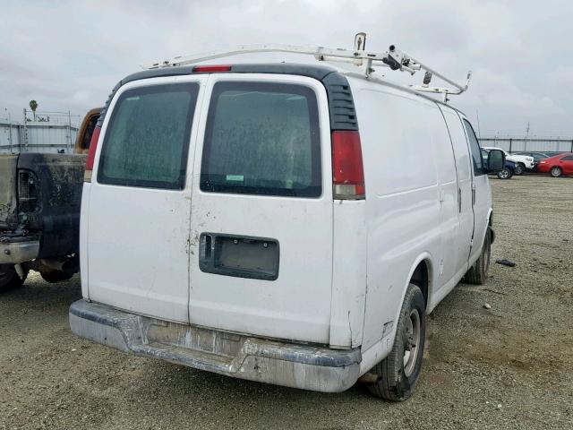 1GCHG35R5T1011128 - 1996 CHEVROLET VAN G3500 WHITE photo 4