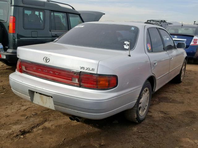 JT2VK13E8N0033910 - 1992 TOYOTA CAMRY XLE SILVER photo 4