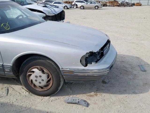 1G3HY53L5NH311463 - 1992 OLDSMOBILE 88 ROYALE BLUE photo 9