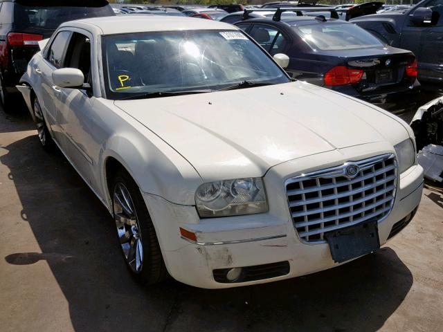 2C3JA53G25H691644 - 2005 CHRYSLER 300 TOURIN WHITE photo 1