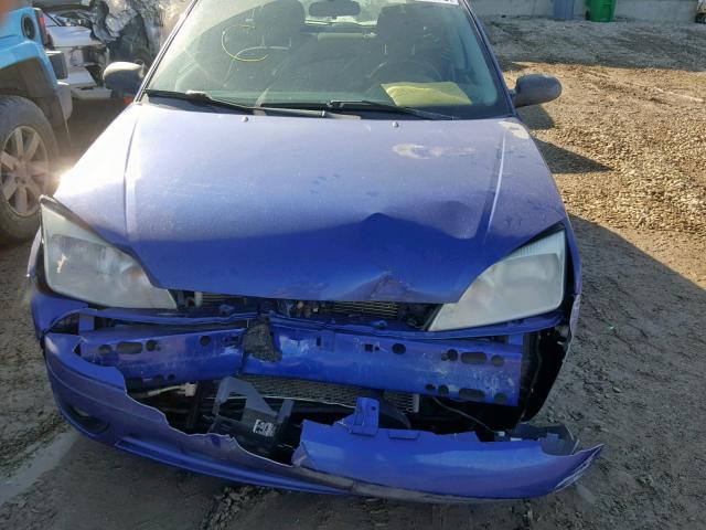 1FAFP37N86W193325 - 2006 FORD FOCUS ZX5 BLUE photo 9