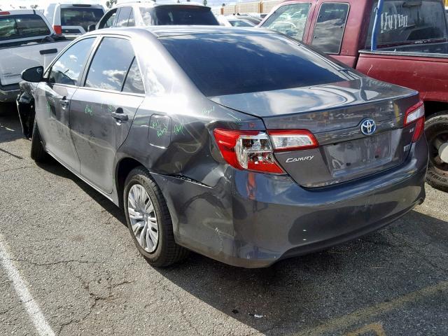 4T1BD1FK3EU136825 - 2014 TOYOTA CAMRY HYBR GRAY photo 3