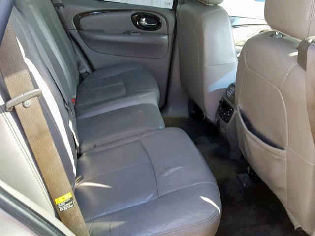 5GADT13S742244705 - 2004 BUICK RAINIER CX BEIGE photo 6