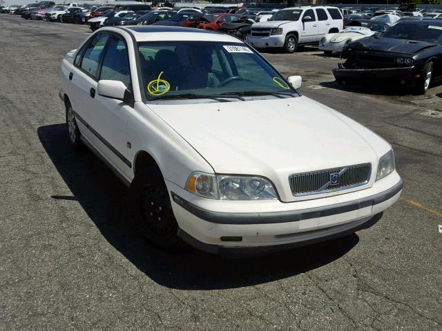 YV1VS255XYF501111 - 2000 VOLVO S40 WHITE photo 1