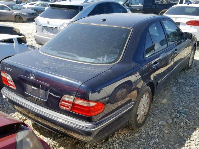 WDBJF65J11B215270 - 2001 MERCEDES-BENZ E 320 BLUE photo 4