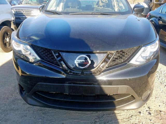 JN1BJ1CR7JW266297 - 2018 NISSAN ROGUE SPORT S  photo 9