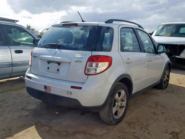 JS2YA5A34C6300010 - 2012 SUZUKI SX4 WHITE photo 4