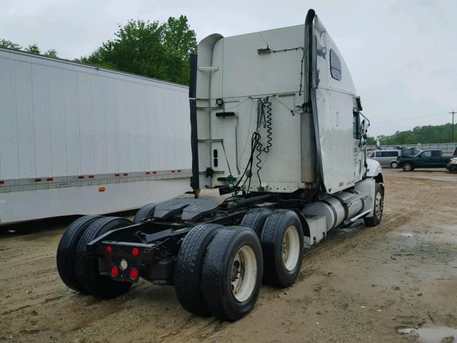 1FUJA6CV36LV71204 - 2006 FREIGHTLINER CONVENTION WHITE photo 4